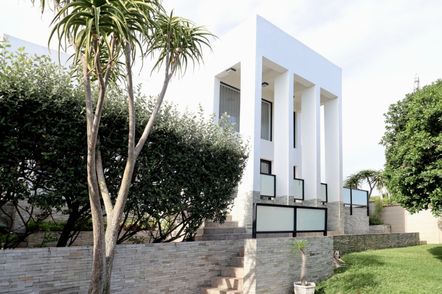 4 Bedroom Property for Sale in Seaview Eastern Cape